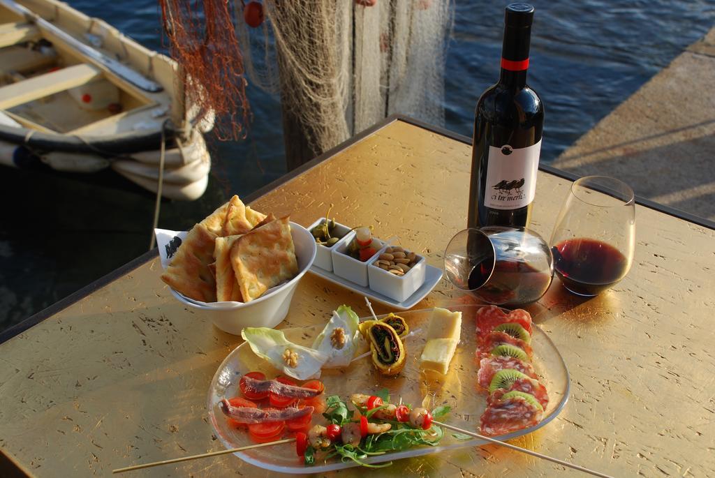 I Tre Merli Locanda 카모글리 외부 사진